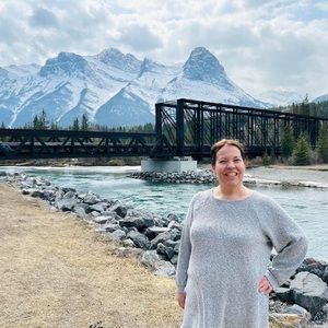 Meet your Posher, Cindy